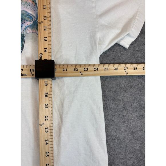 Columbia A Trout On My Fly Is Worth Two Swimming By Graphic T Shirt Men XL White - Picture 3 of 5